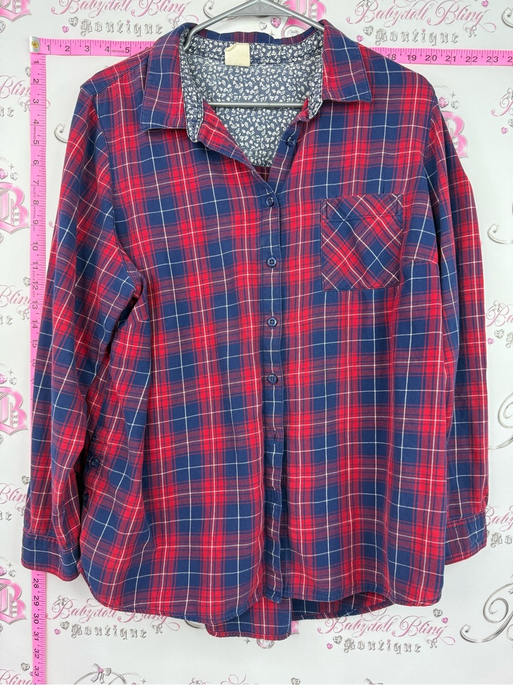DC jeans long sleeve blue white Red and Navy Plaid Button-Up Shirt